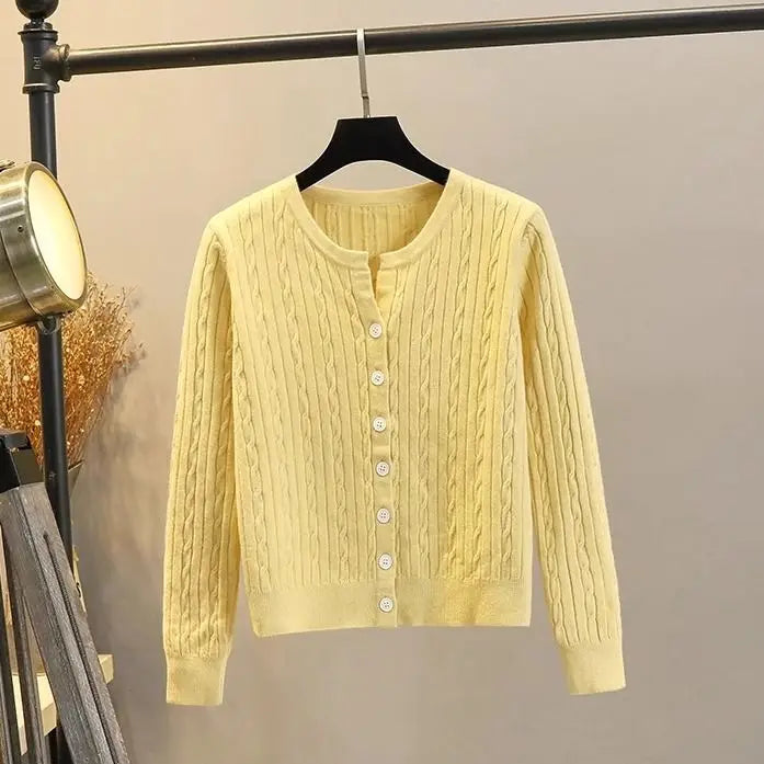 Cable-Knit Round Neck Sweater